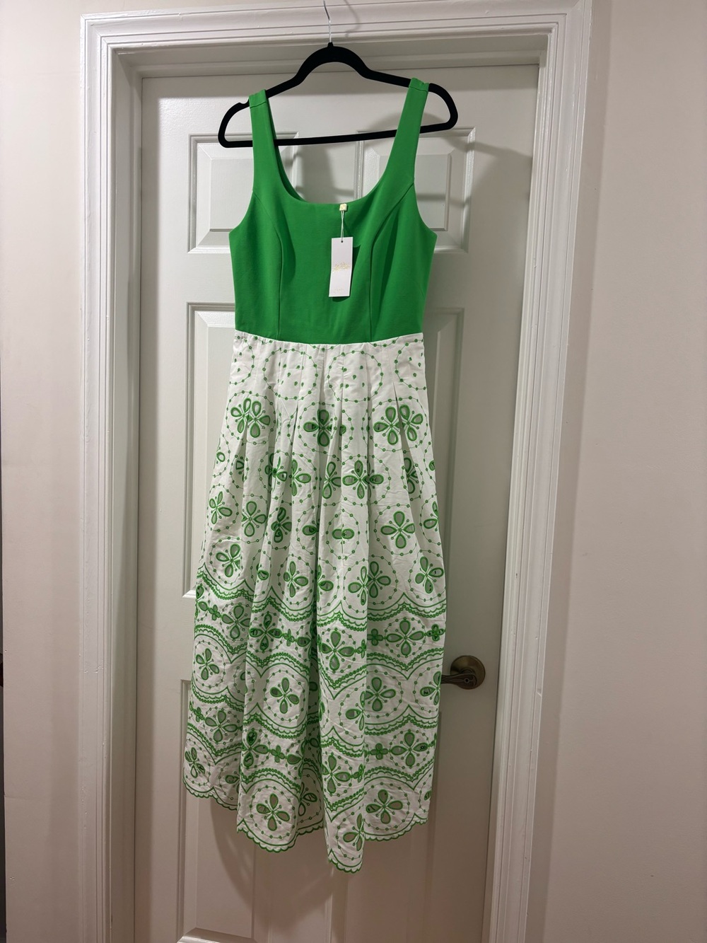 Lilly Pulitzer Lissette eyelet mid dress 4 NWT